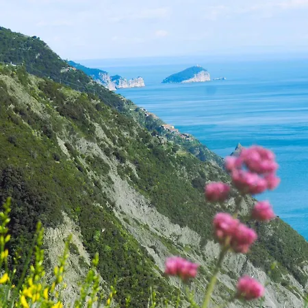 5 Terre Gate Apartamento *