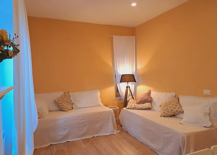 Apartment 5 Terre Gate *