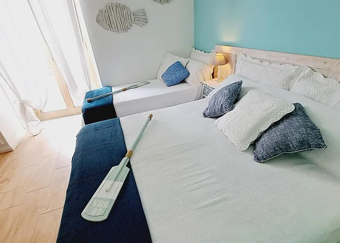 5 Terre Gate Apartment *