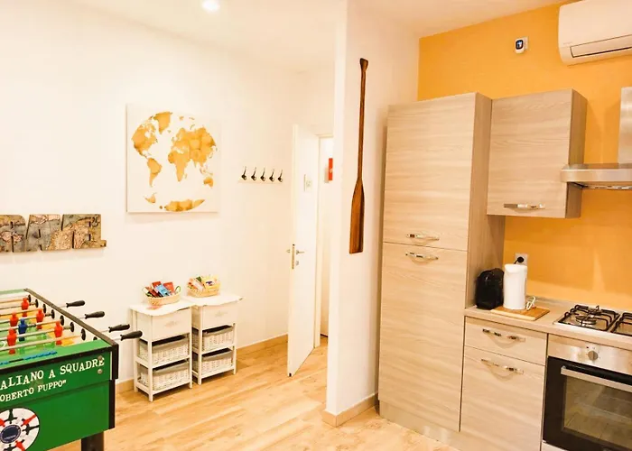 5 Terre Gate Apartment